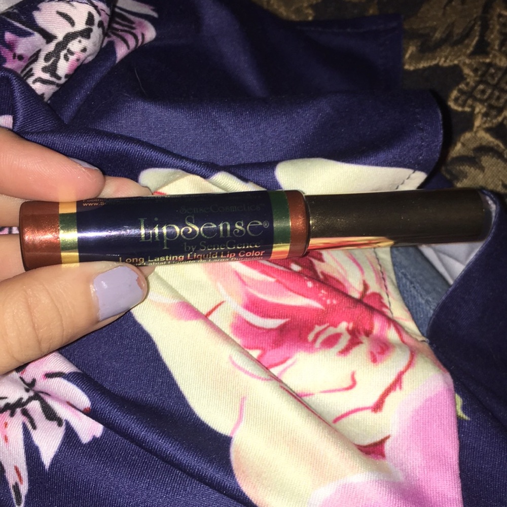 LipSense lipstick